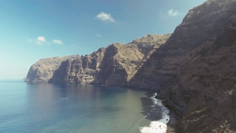 tenerife desde drone, islas canarias. los gigantes