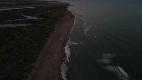 Atardecer-En-El-Parque-Nacional-Maremma-En-Toscana,-Italia-2