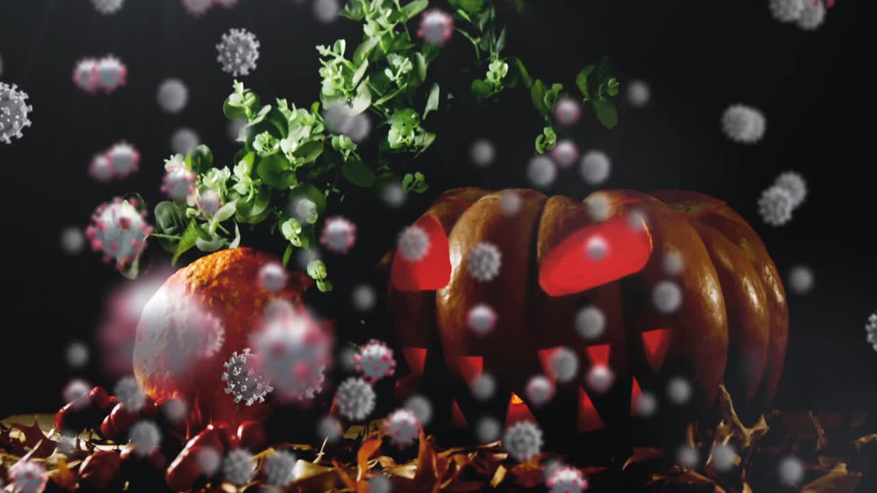 검은 바탕에 떠다니는 다수의 코로나19 세포를 가진 할로윈 호박의 애니메이션