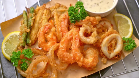 deep-fried-seafood--with-mix-vegetable