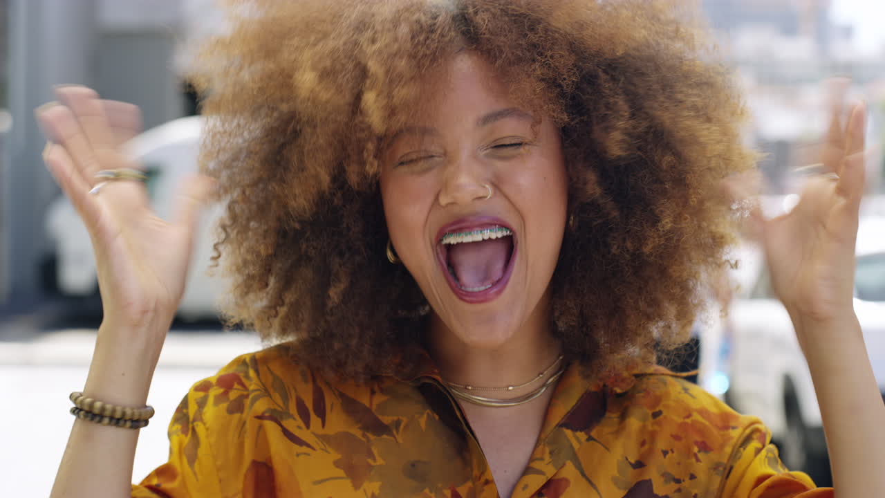 She's got that Friday feeling