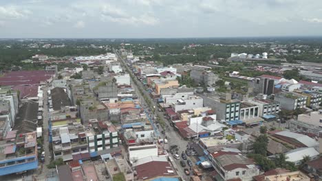 la intersección de simpang lin chun brahrang, kota binjai en el norte de sumatera, indonesia