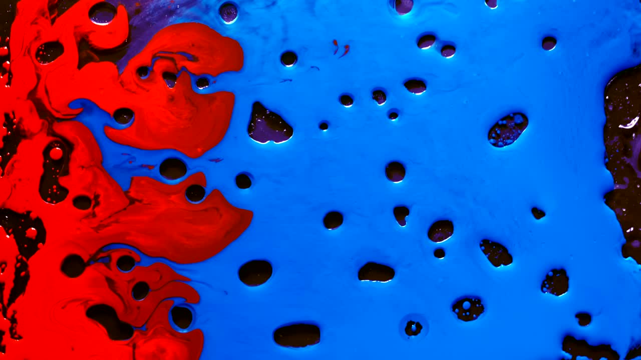 tinta de acuarela naranja y azul en agua de aceite.