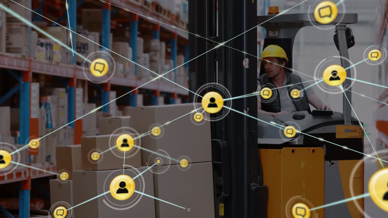 animación de una red de conexiones con iconos sobre un trabajador de almacén caucásico