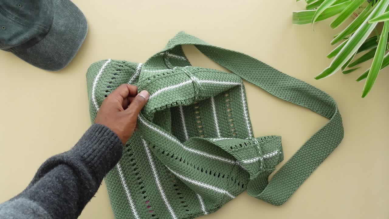 Crochet bag and umbrella