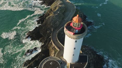 Faro-Phare-Du-Petit-Minou-Durante-La-Puesta-De-Sol