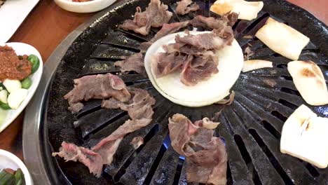 고기 굽기 코란 바베큐 스타일