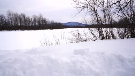 Pan-shot-with-Shefford-mountain-in-background