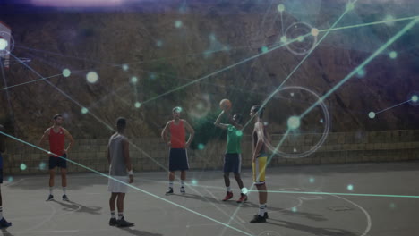 jugadores de baloncesto en la cancha con conexiones de red y animación de procesamiento de datos