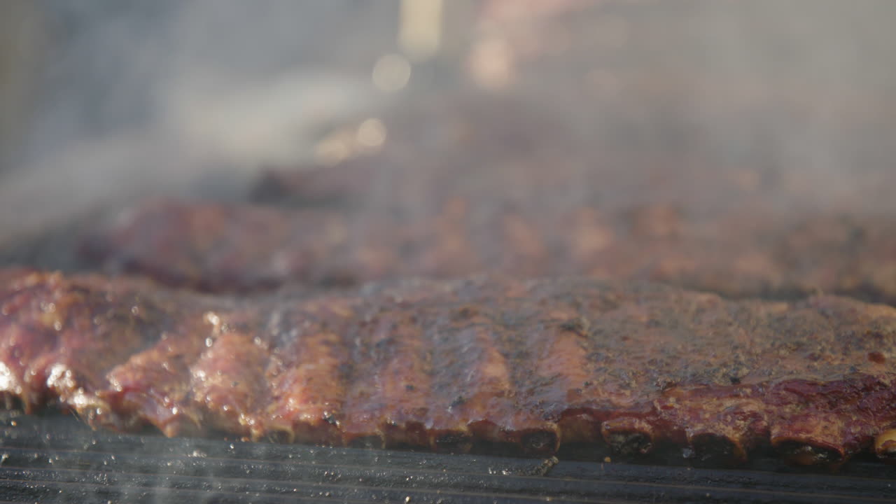 costillas a la barbacoa filmadas en cámara lenta con sony fs7
