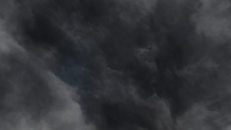 Tormenta-De-4k-Con-Nubes-Grises-De-Tormenta-Oscura