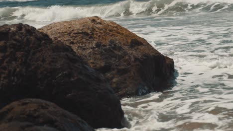 waves in slow motion 120 fps