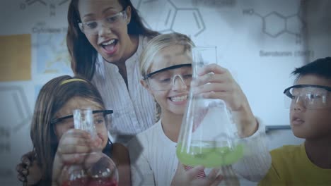 jóvenes estudiantes en un laboratorio