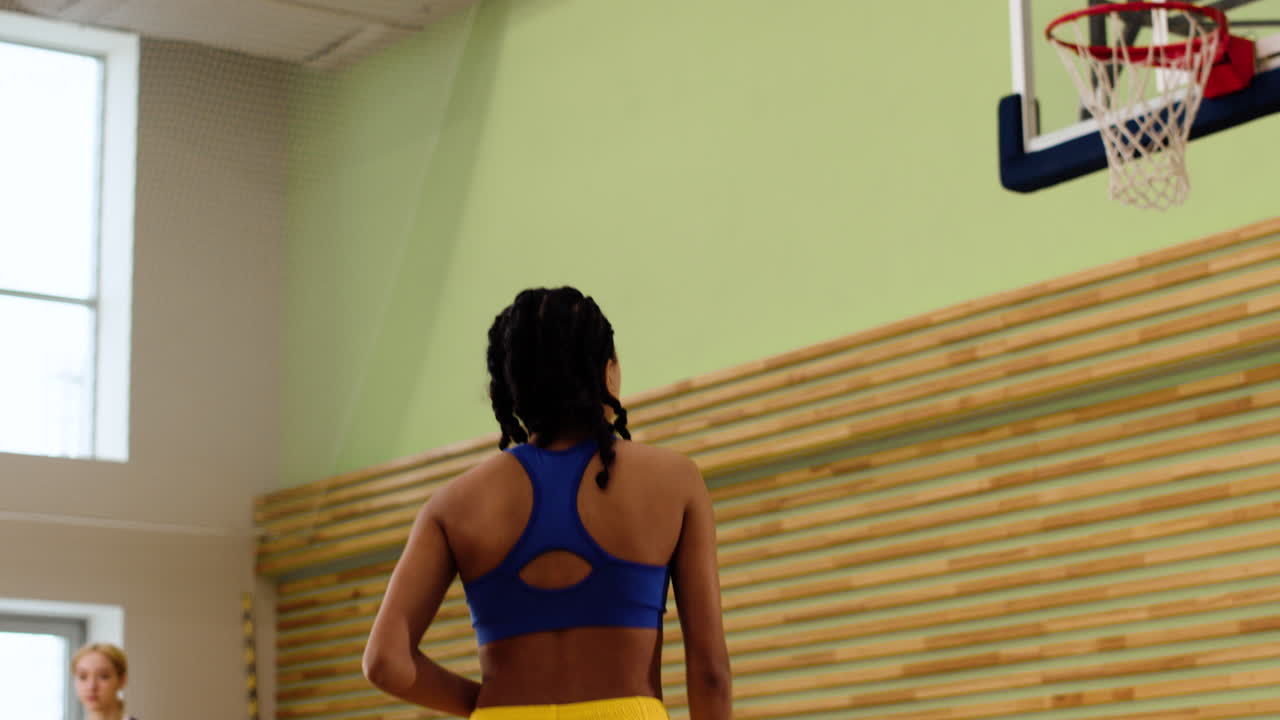 adolescentes en una sesión de entrenamiento.