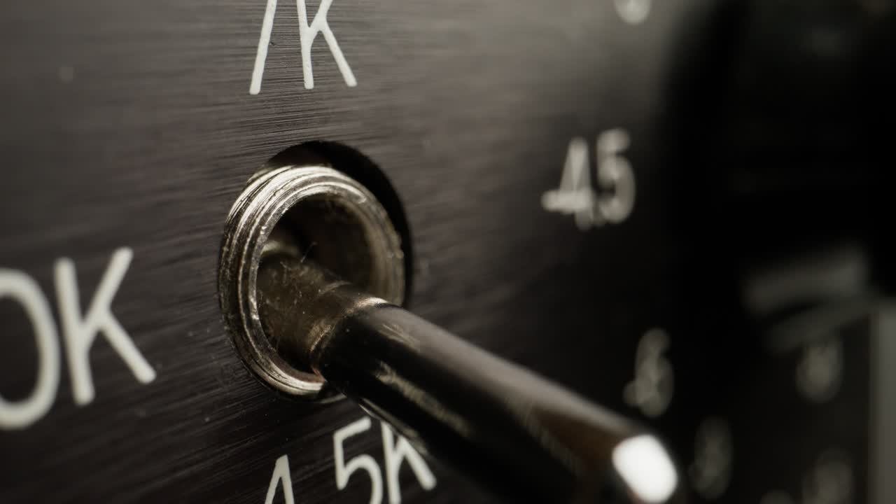 블랙 오디오 스위치의 클로즈업