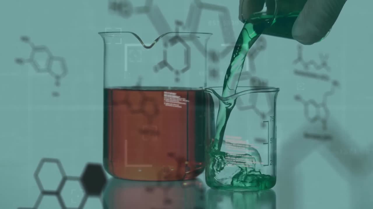 animación del procesamiento de datos científicos sobre vasos de laboratorio con líquido