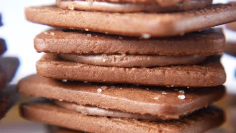 stacked chocolate sandwich cookies