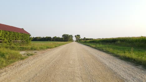 Camino-De-Tierra-En-Minnesota,-Campo-En-El-Medio-Oeste