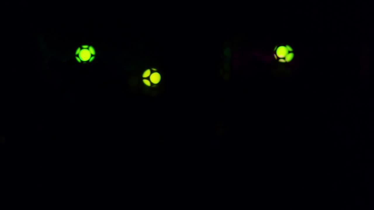 서버 통신 장비의 led 조명의 흐릿한 배경, 추상적인 클로즈업