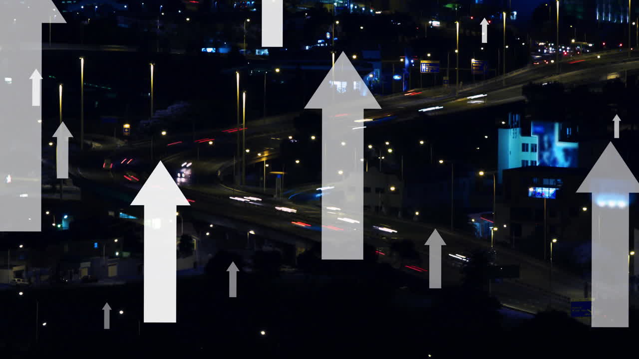 animación de múltiples flechas hacia arriba en el lapso de tiempo de los vehículos en movimiento en el puente de la ciudad
