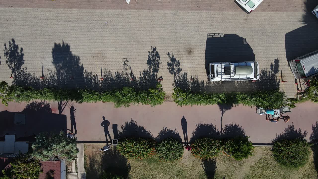 las sombras de la caravana de las vacaciones