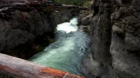 Aerial-view-of-Takelma-Gorge-on-the-upper-Rogue-River-near-Prospect,-Oregon