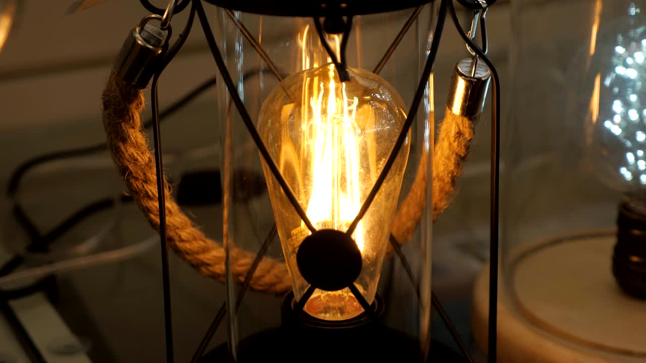 아름다운 레트로 럭셔리 조명 램프 장식 빛나는