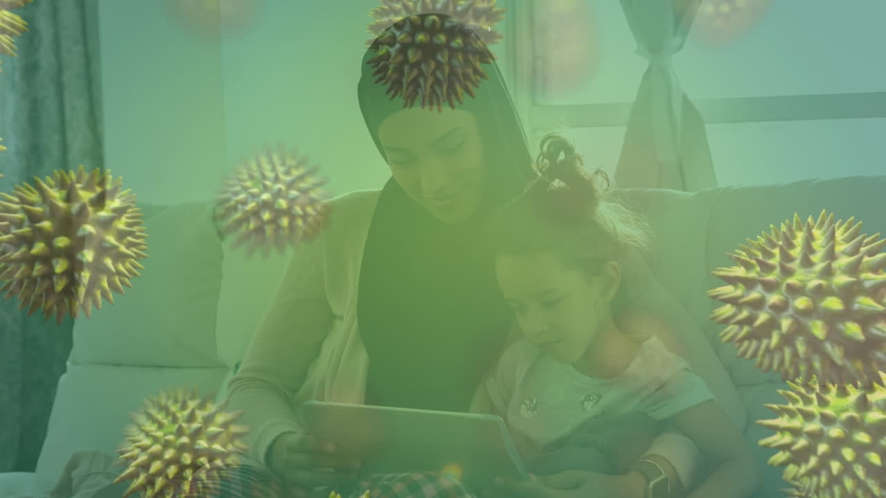 animación de células de coronavirus sobre el procesamiento de datos