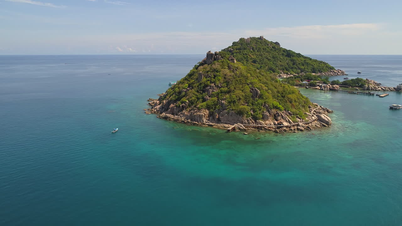 explorar una isla tropical