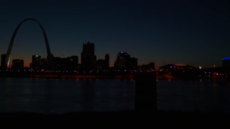 pan of st louis at night including the arch