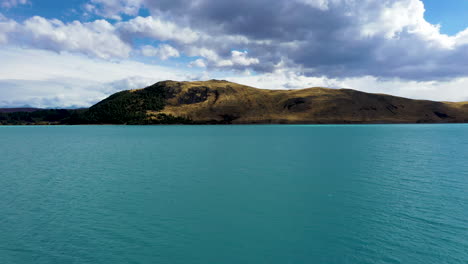 disparo de dron cinematográfico lago ruataniwha