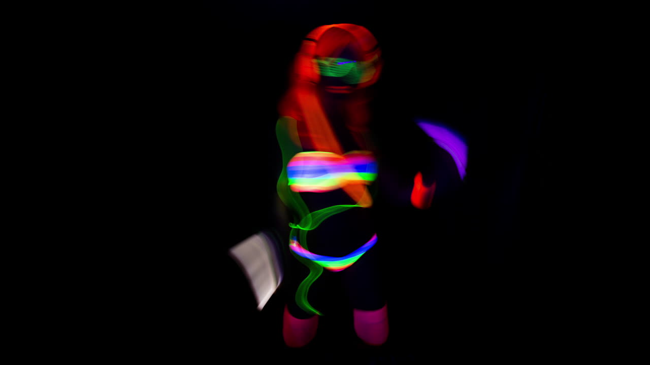 UV Glowing Woman 35