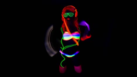 uv glowing woman 35