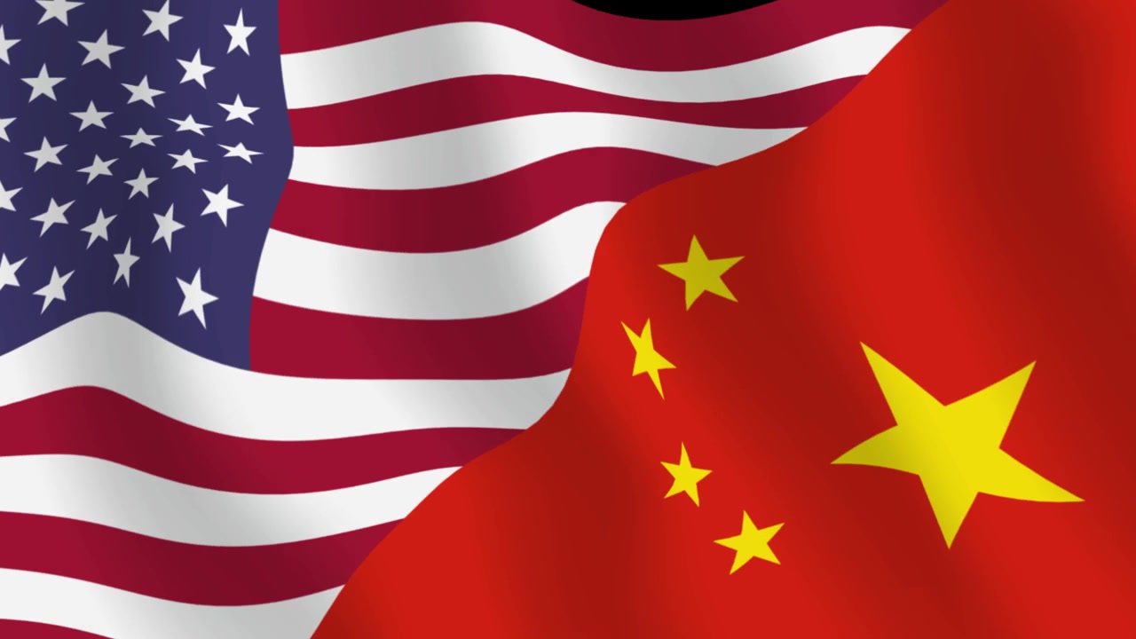 黒い背景に分離された、旗が揺れるアメリカ対中国のコンセプトアニメーション