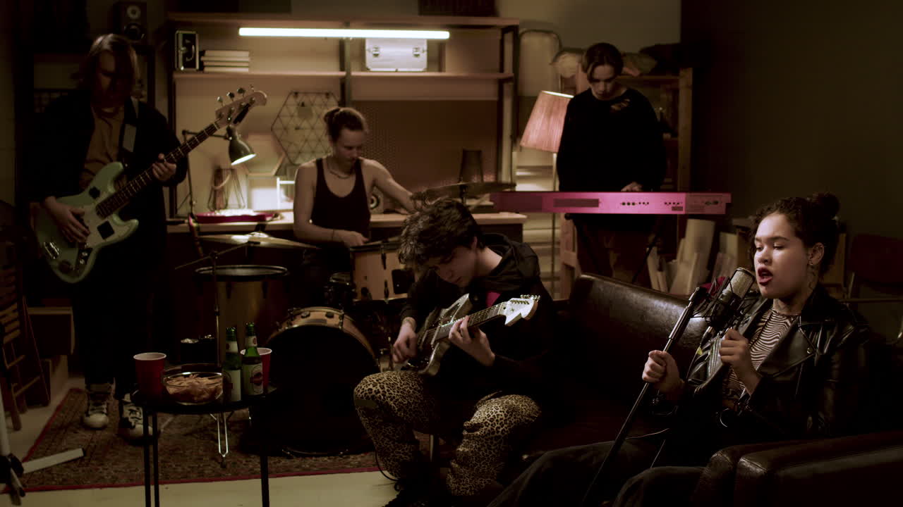 스튜디오의 음악 그룹