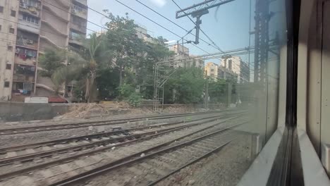 mumbai ac local train crossing vikhroli