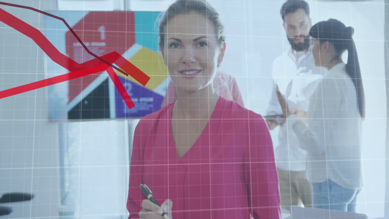 Animación de procesamiento de datos financieros con líneas rojas sobre diversos empresarios en una oficina.