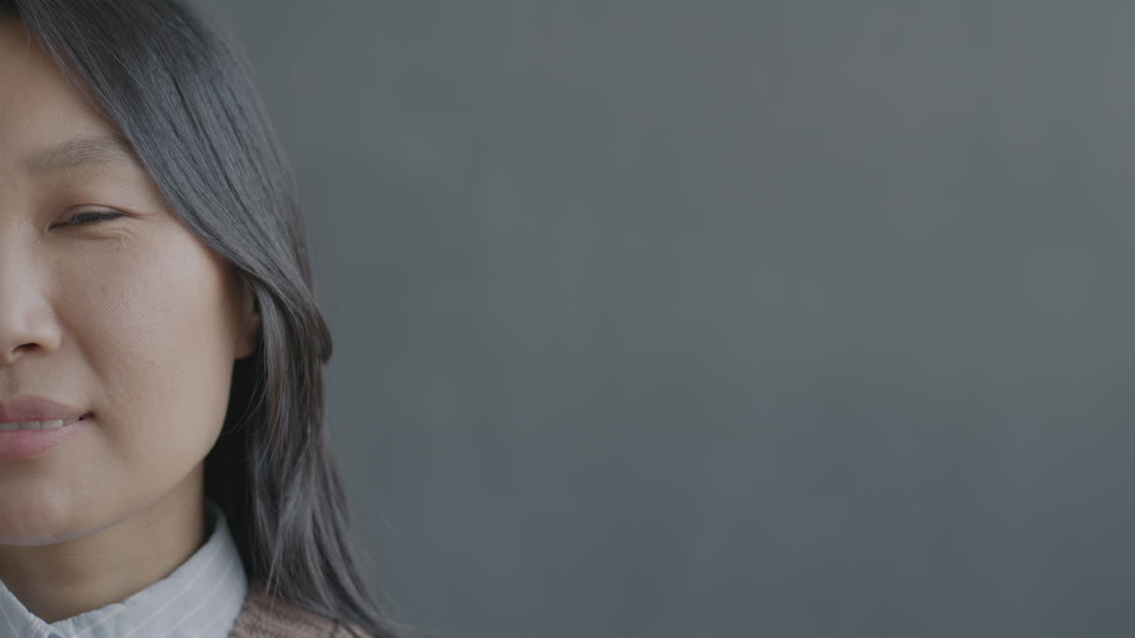 웃는 여자의 클로즈업