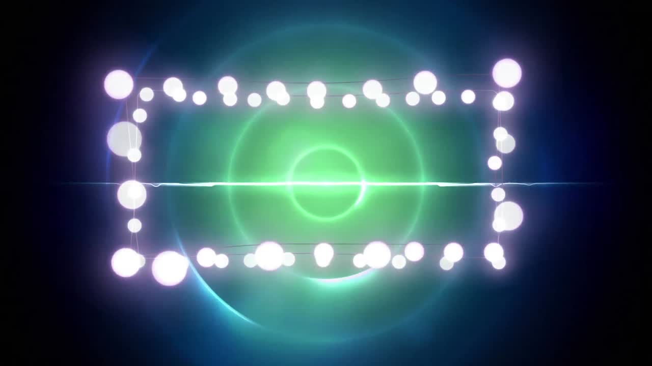 녹색 원 위에 복사 공간과 함께 크리스마스 장식 요정 불빛의 애니메이션