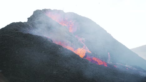 Volcán-Fagradalsfjall-En-El-Suroeste-De-Islandia