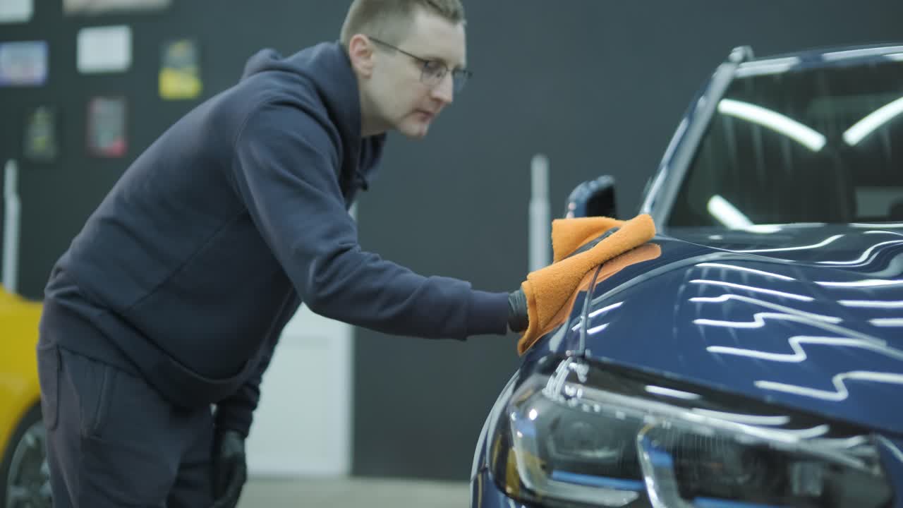 Professional Car Detailing – Washing, Ceramic Coating, and Interior Cleaning