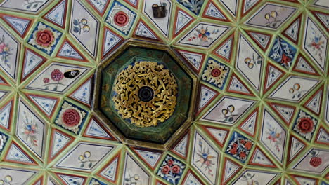 architectural pattern on ceiling of mansion