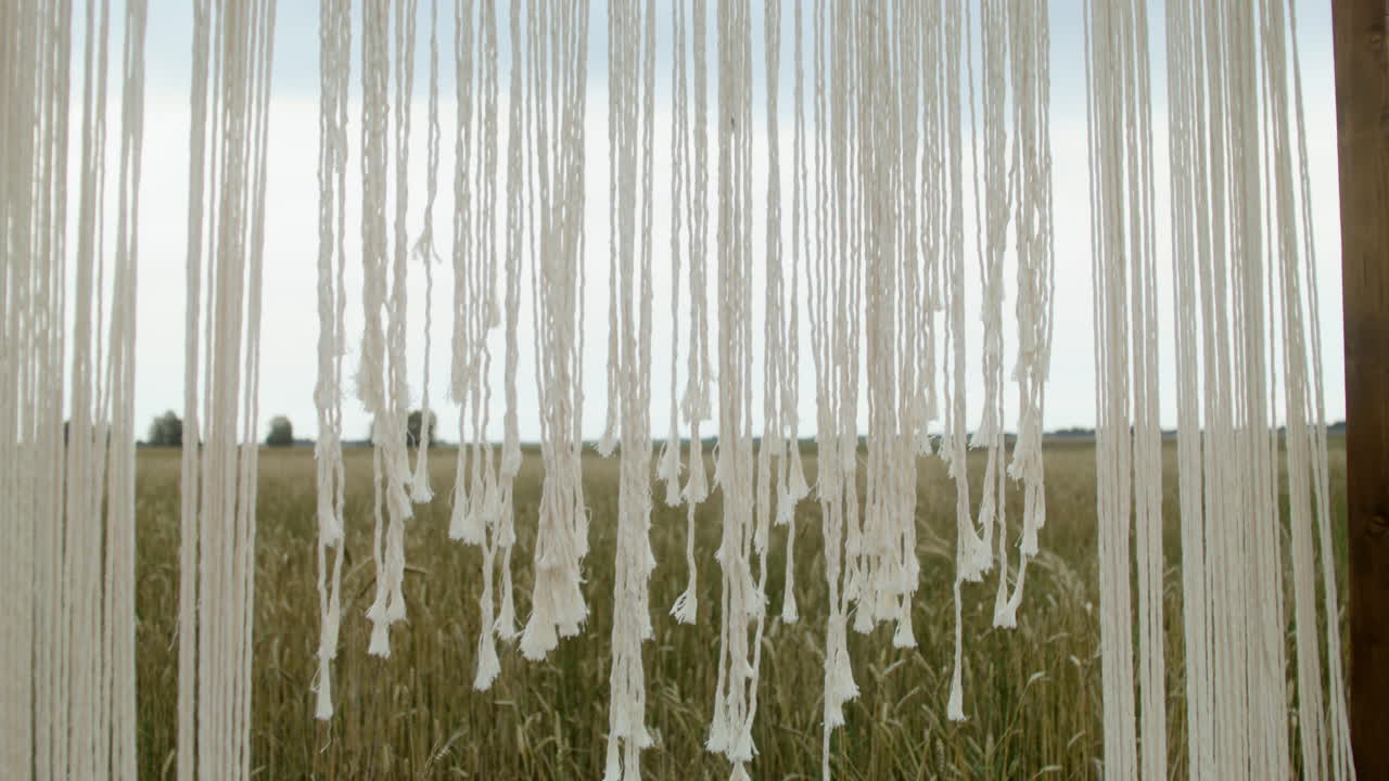 들판 에 있는 제단