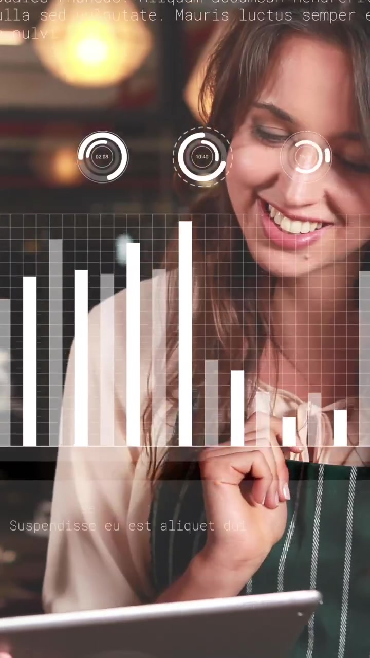 Animazione di elaborazione dati su diversi professionisti che utilizzano un tablet.