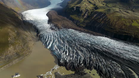 Huge-Ice-Tongues-Of-Svínafellsjökull-In-Vatnajokull-National-Park,-Southern-Iceland