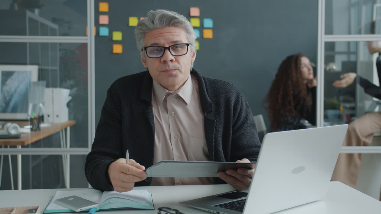 presentación de negocios en la oficina