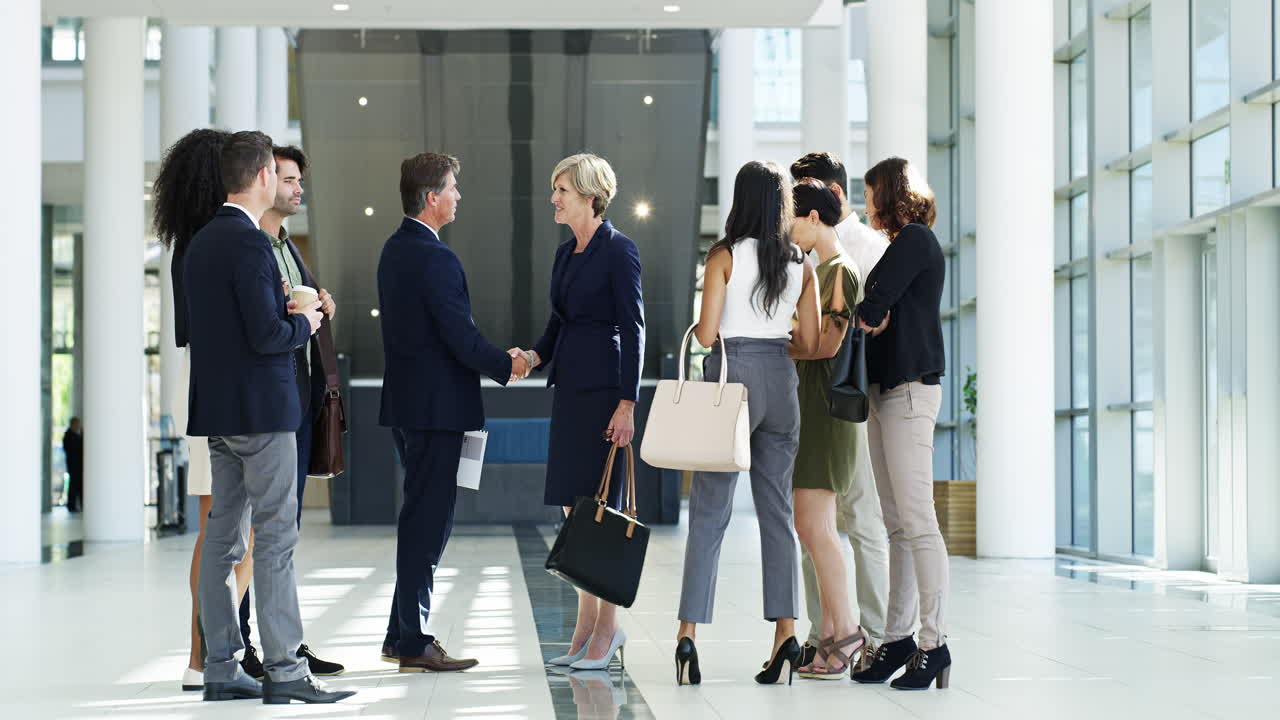 협업은 비즈니스의 통화입니다.