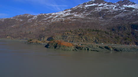 Montañas-Y-Paisajes-De-La-Autopista-Seward-En-Alaska