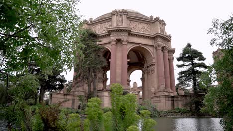 beautiful park by the palace of fine arts in san francisco, california