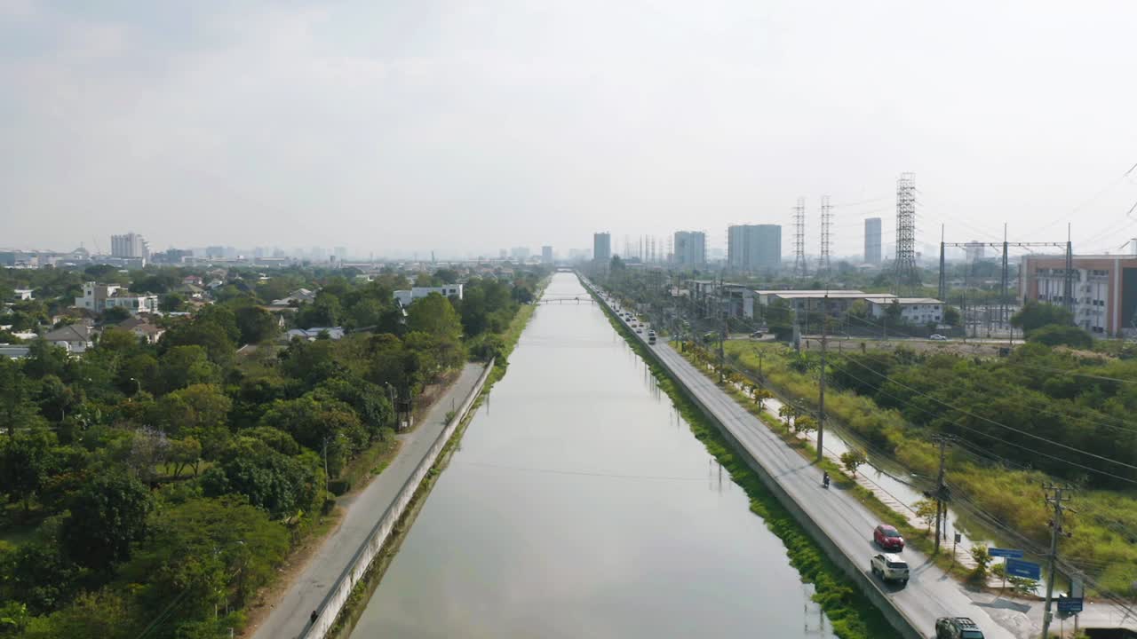 태국 방 시내의 리버 레이크 (river lake) 의 공중 풍경, 아시아의 도시 도시.